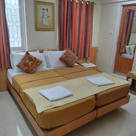 Empire Hotel Βομβάη Εξωτερικό φωτογραφία