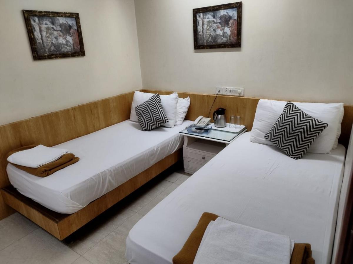 Empire Hotel Βομβάη Εξωτερικό φωτογραφία