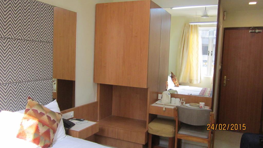 Empire Hotel Βομβάη Δωμάτιο φωτογραφία